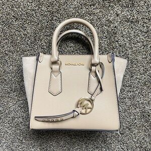 Michael Kors Kris Satchel - Camel